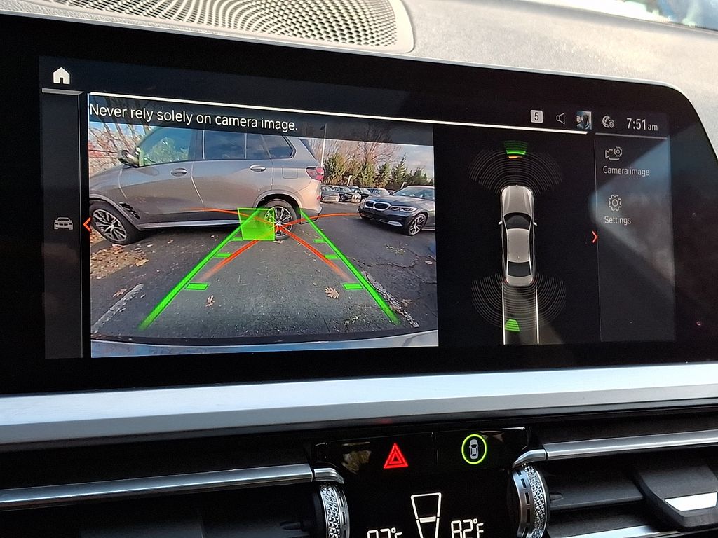 Thumbnail: 2019 BMW 3 Series - 16