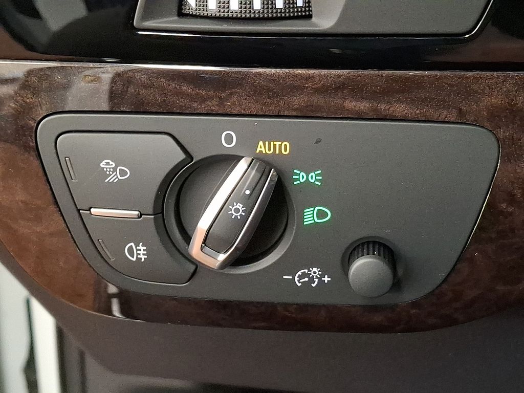 Thumbnail: 2019 Audi Q7 - 21