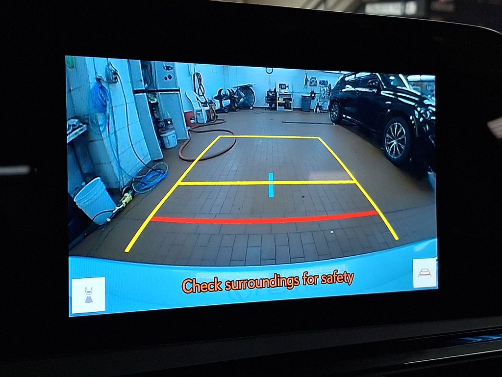 Thumbnail: 2024 Lexus ES - 17