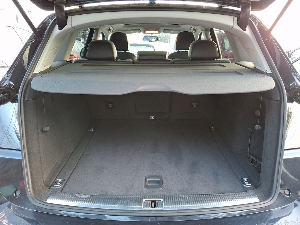 Thumbnail: 2016 Audi Q5 - 26