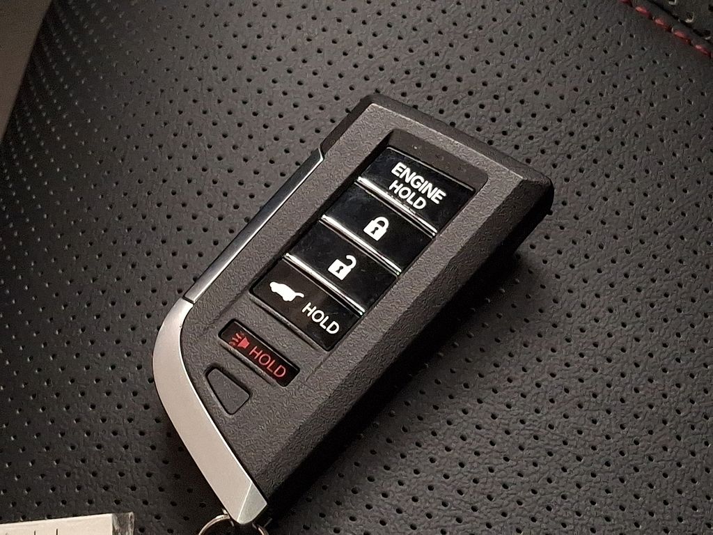 Thumbnail: 2025 Acura RDX - 22