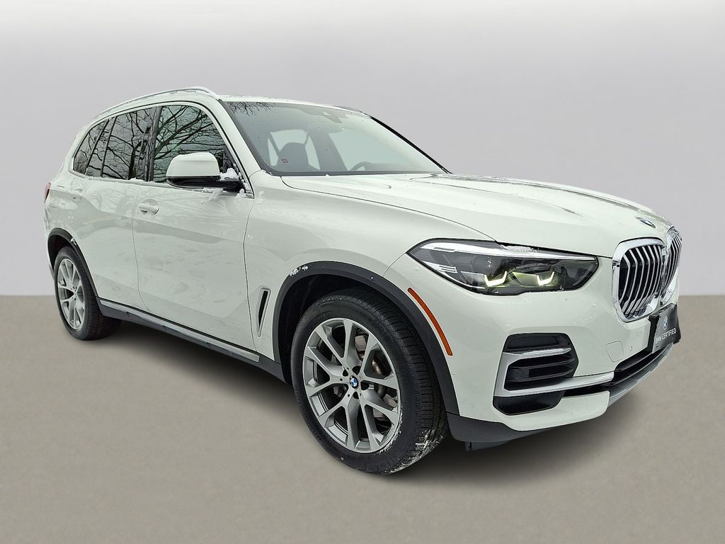 Thumbnail: 2023 BMW X5 - 3