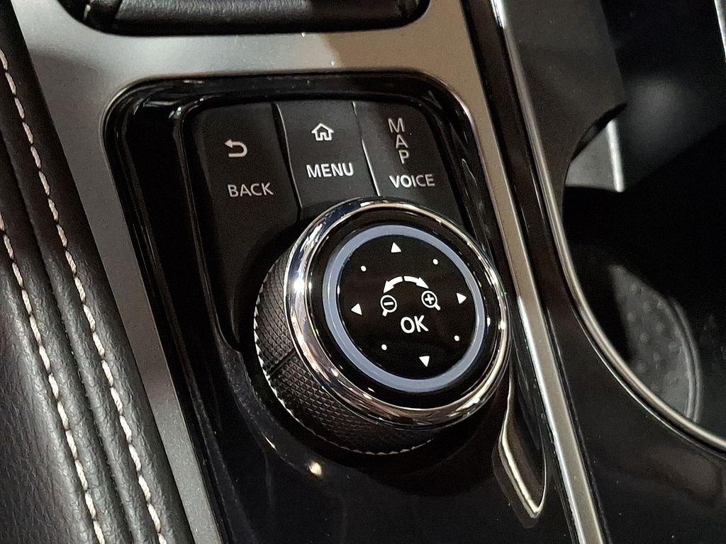 Thumbnail: 2023 Nissan Maxima - 19