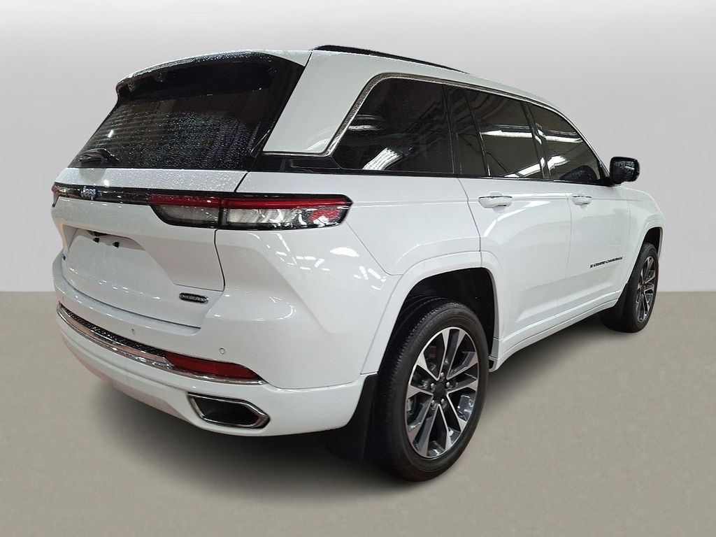 Thumbnail: 2023 Jeep Grand Cherokee - 4