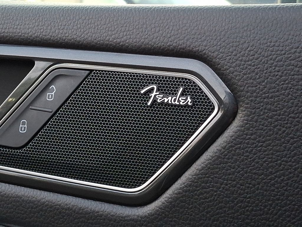 Thumbnail: 2022 Volkswagen Tiguan - 24