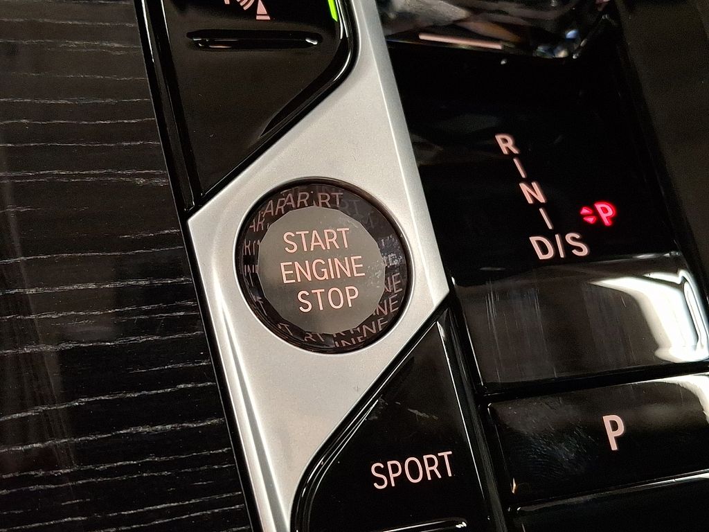 Thumbnail: 2025 BMW X5 - 19