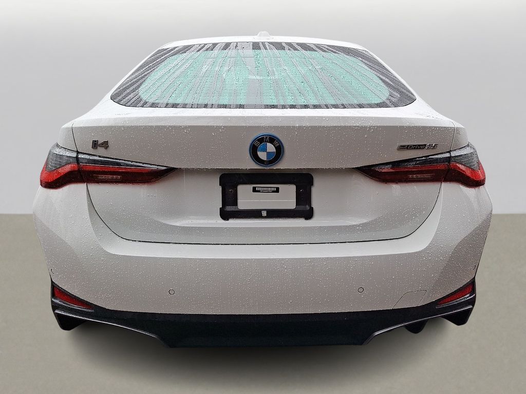 Thumbnail: 2023 BMW i4 - 5