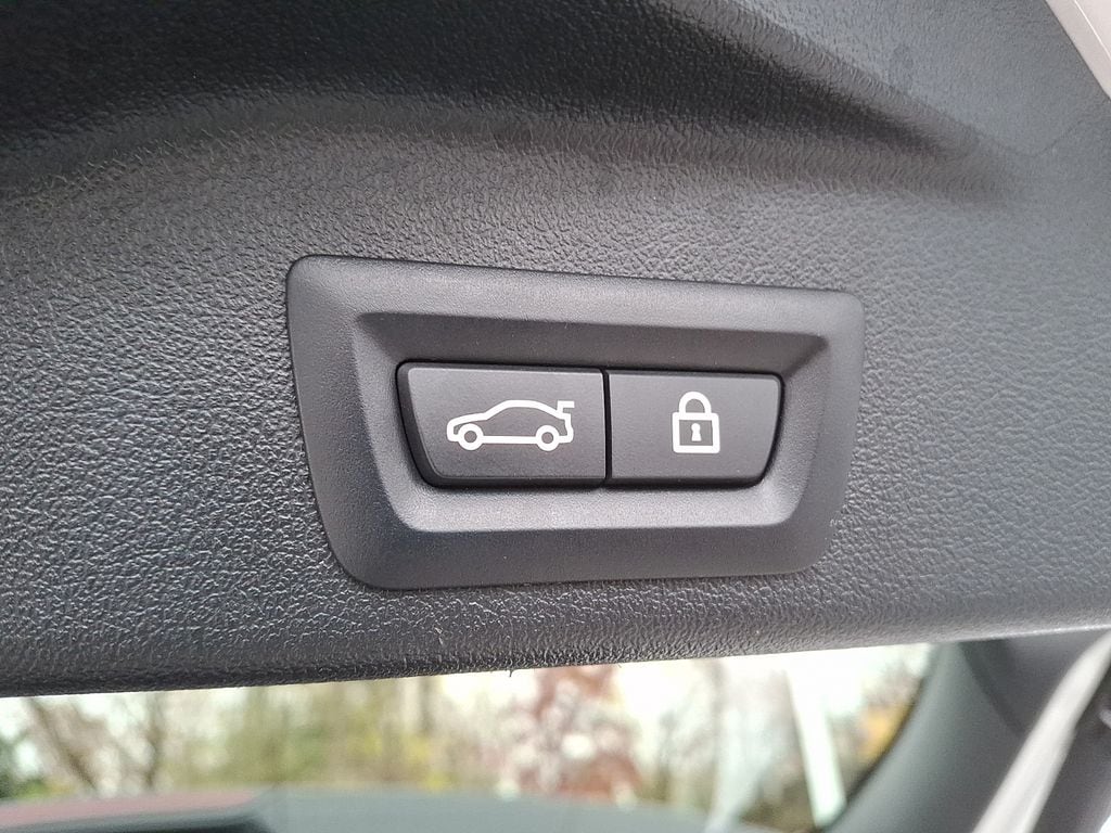 Thumbnail: 2022 BMW X5 - 24