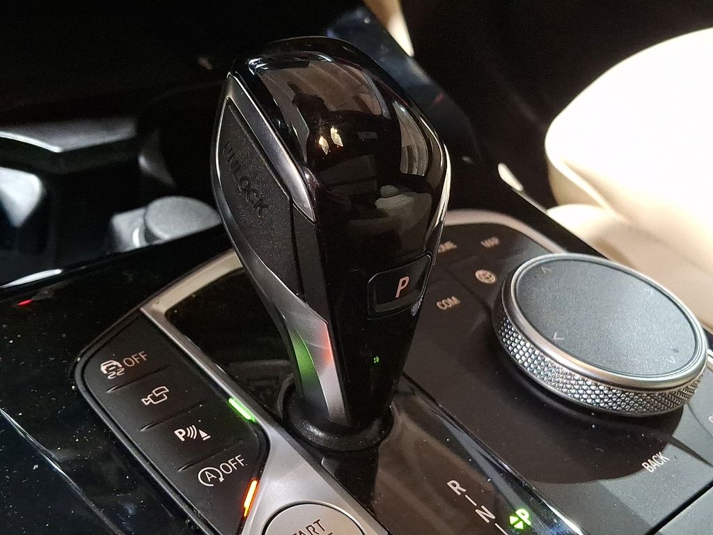 Thumbnail: 2024 BMW X4 - 8