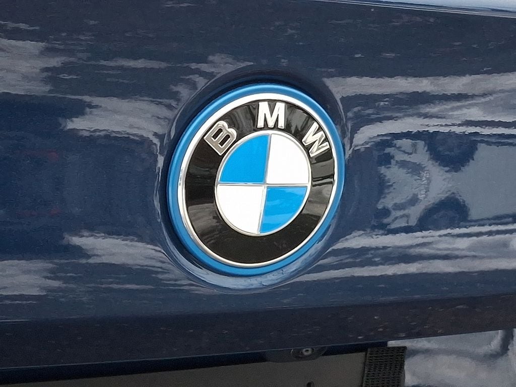 Thumbnail: 2025 BMW i5 - 29