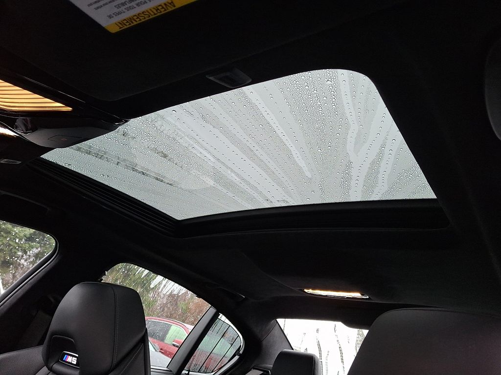 Thumbnail: 2019 BMW M5 - 11