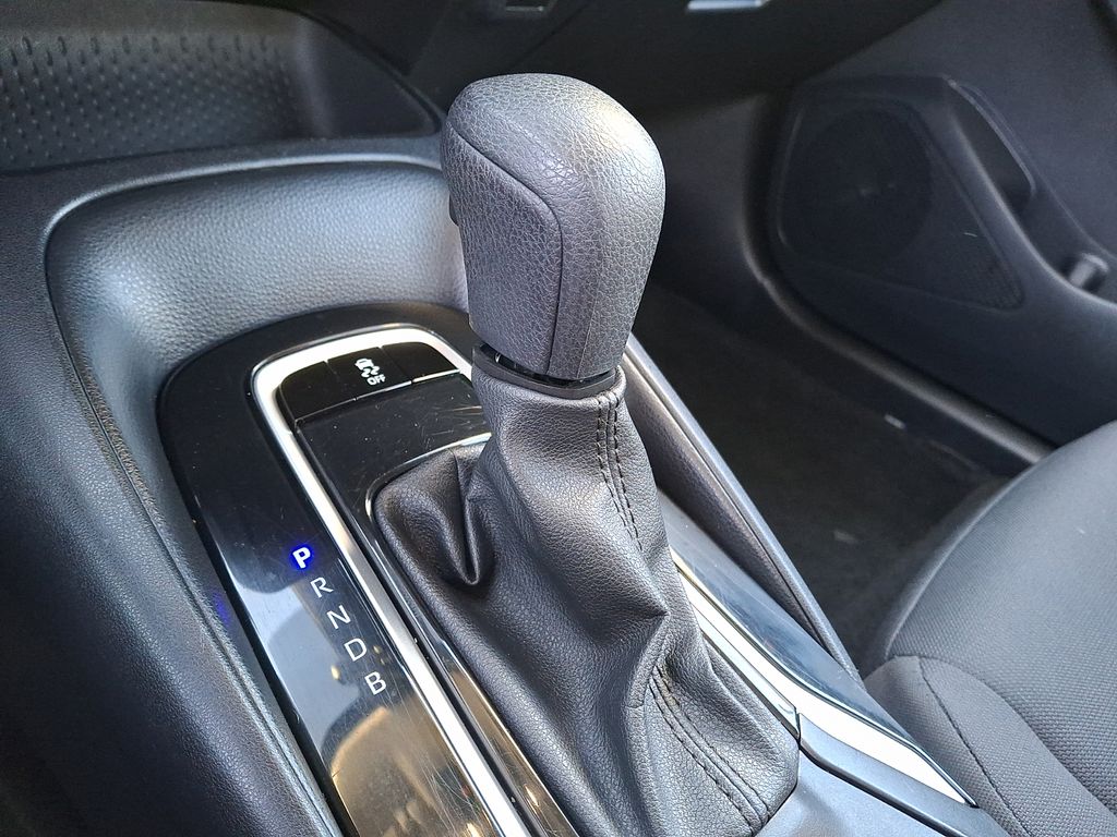 Thumbnail: 2023 Toyota Corolla - 10