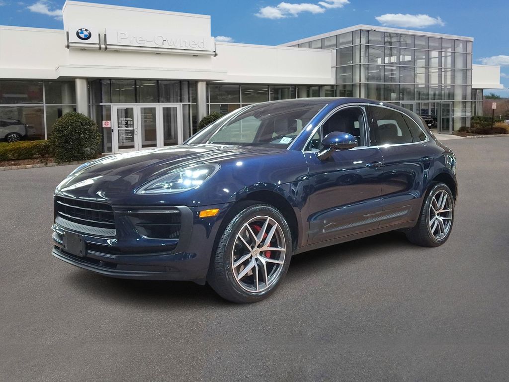 2022 Porsche Macan S's photo