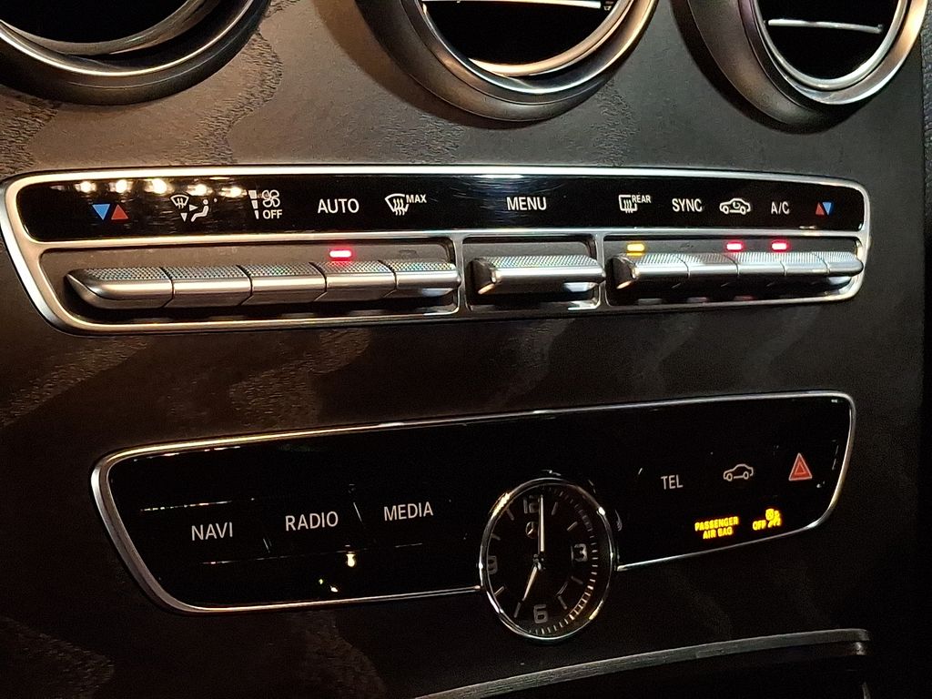 Thumbnail: 2019 Mercedes-Benz C-Class - 11
