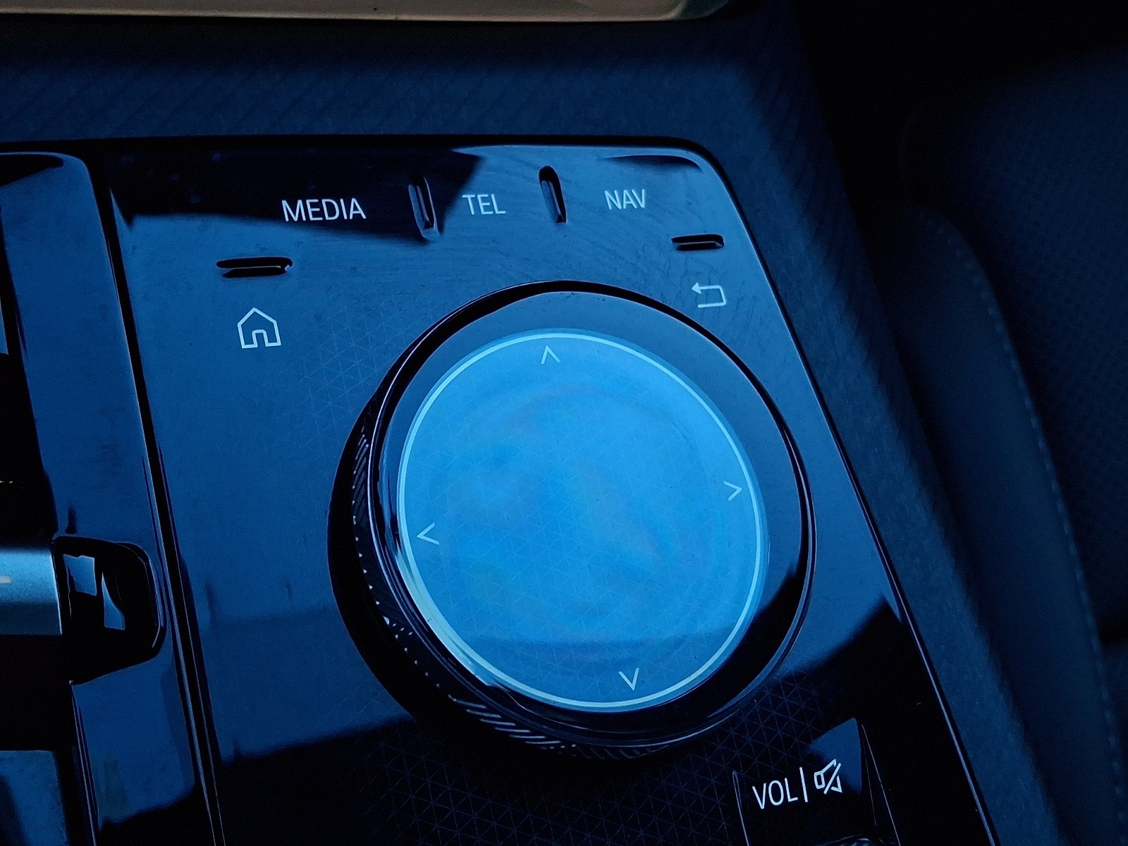 Thumbnail: 2025 BMW X3 - 19