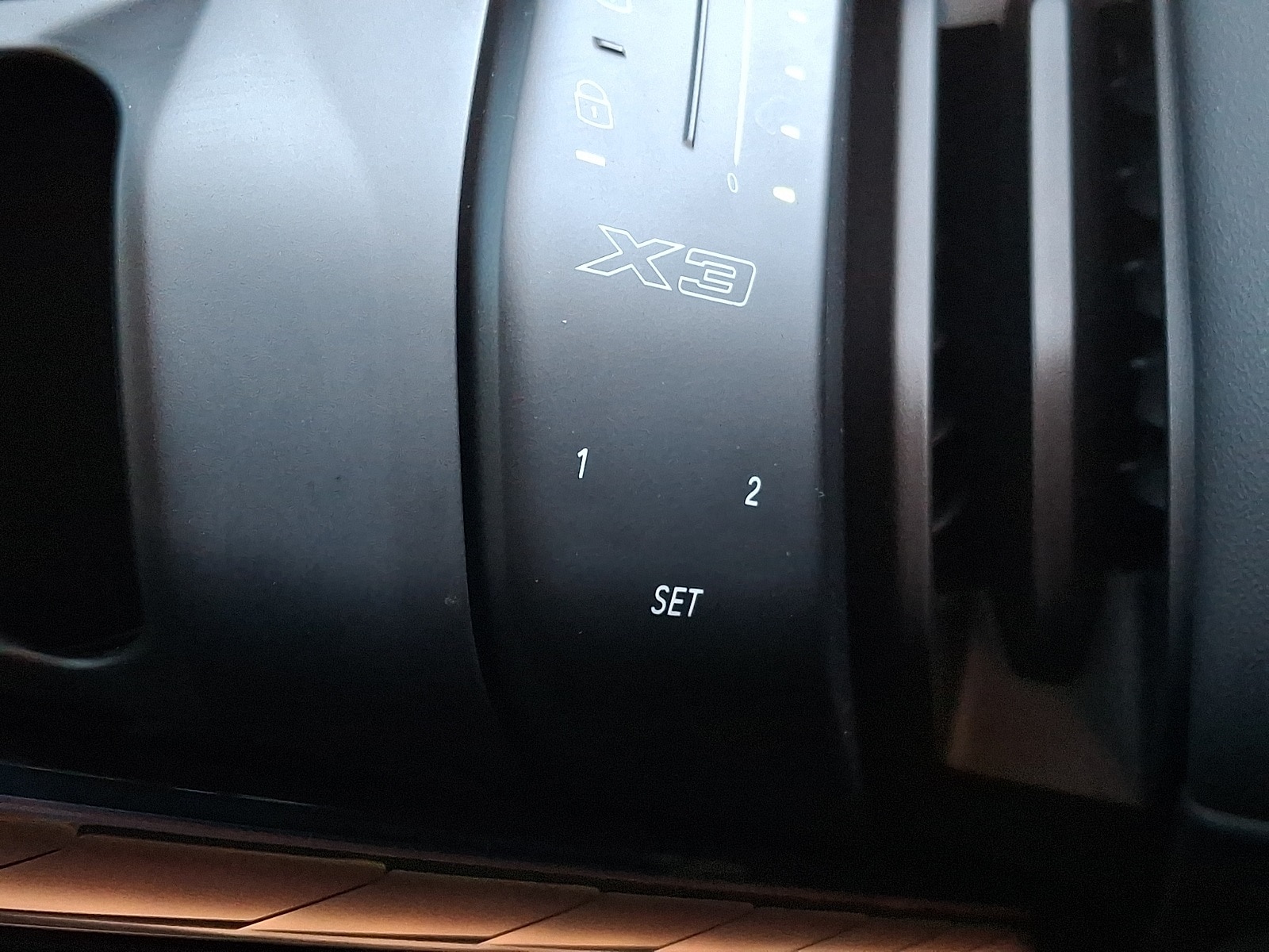 Thumbnail: 2025 BMW X3 - 22