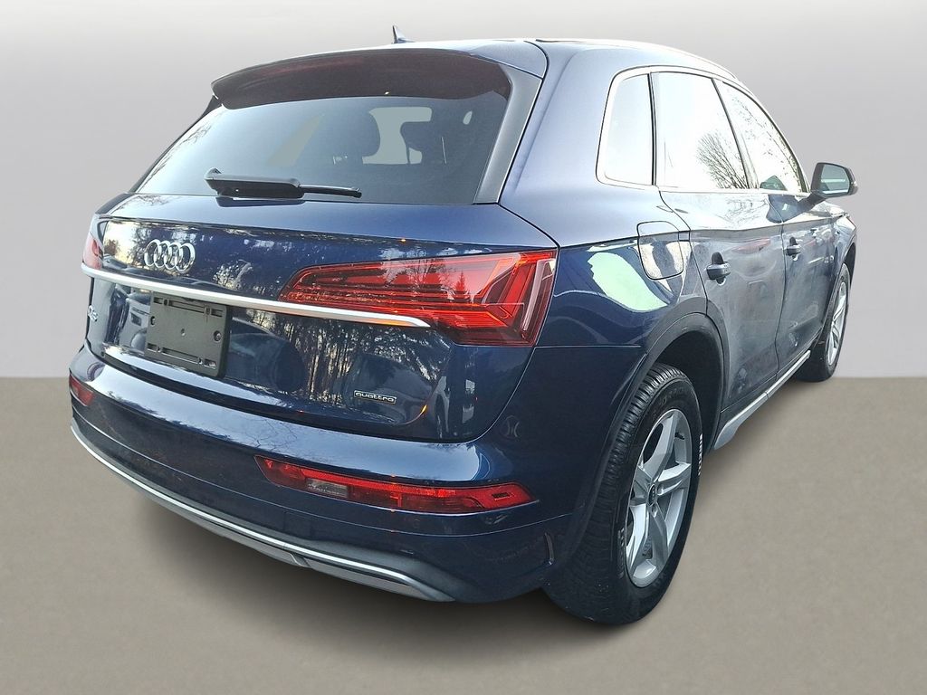 Thumbnail: 2021 Audi Q5 - 3