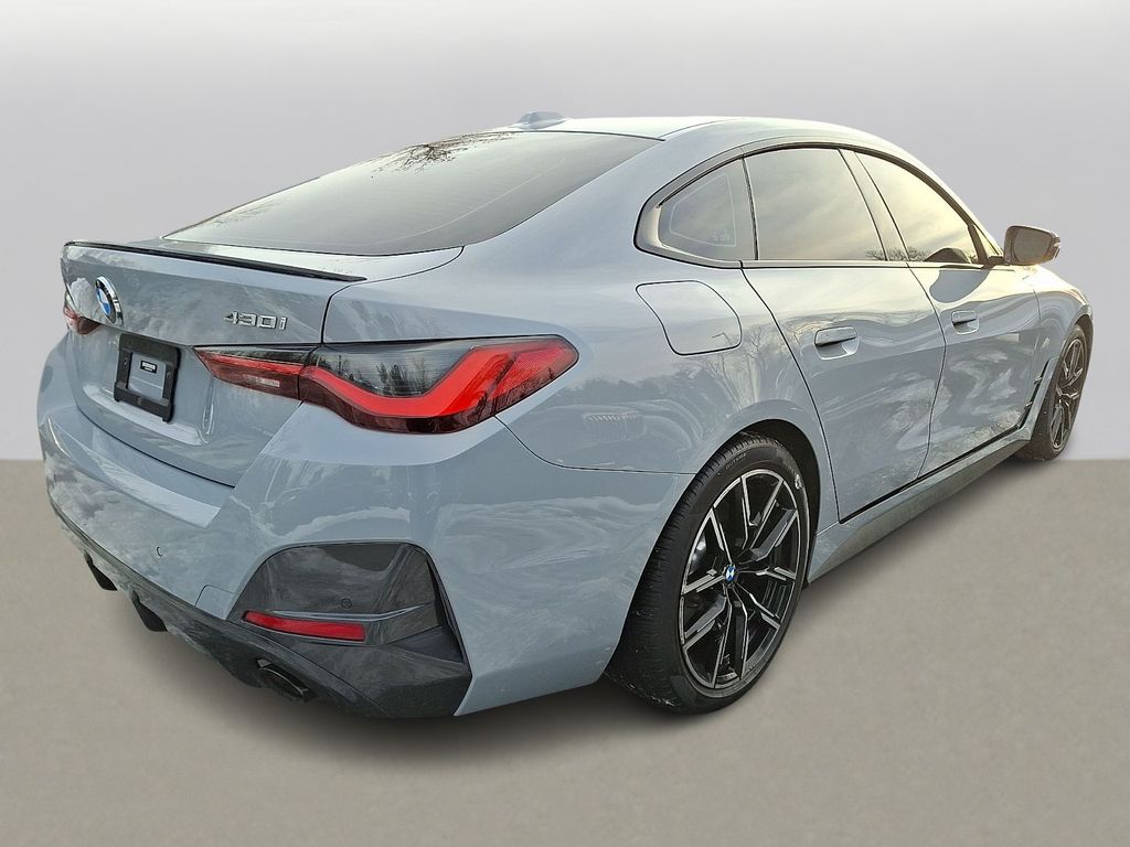 Thumbnail: 2023 BMW 4 Series - 4