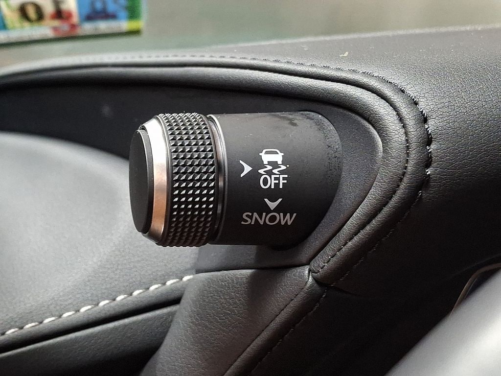 Thumbnail: 2020 Lexus LS - 22