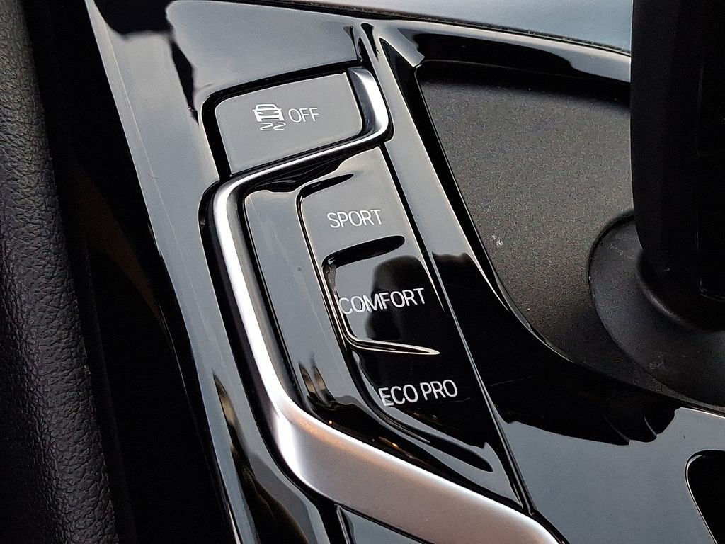2022 BMW 5 Series 540i xDrive 22