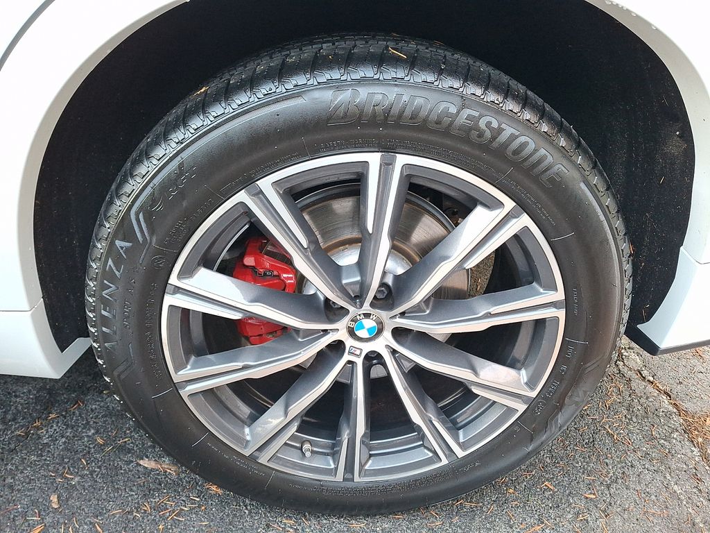 Thumbnail: 2024 BMW X5 - 6