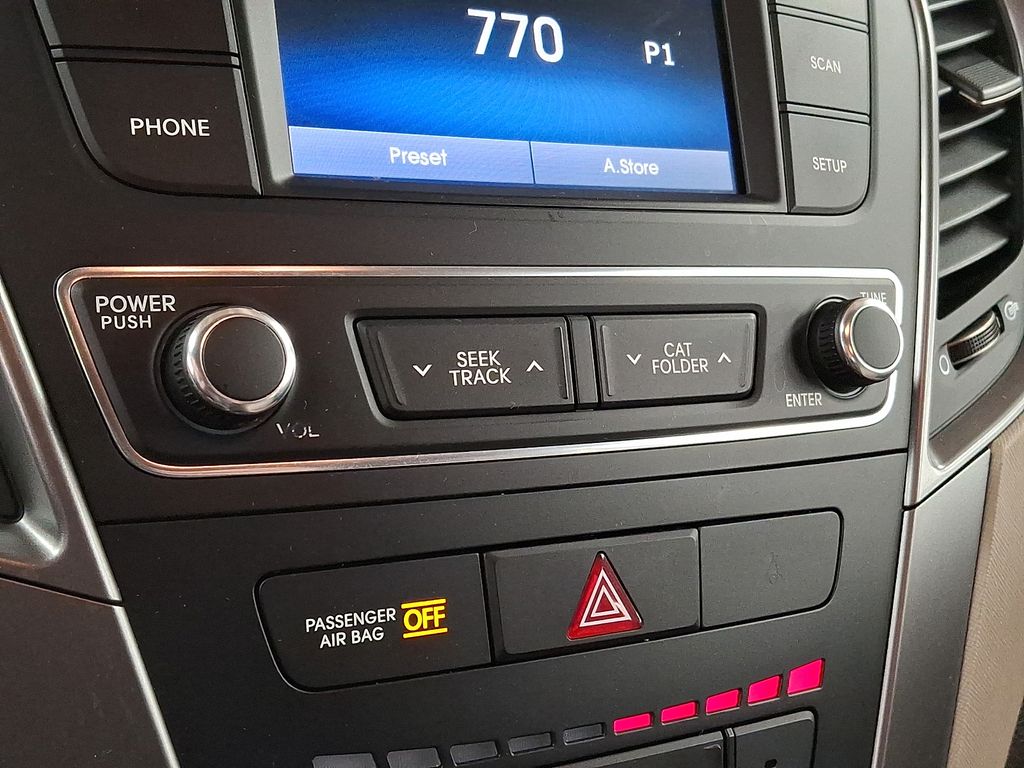 Thumbnail: 2017 Hyundai Santa Fe - 14