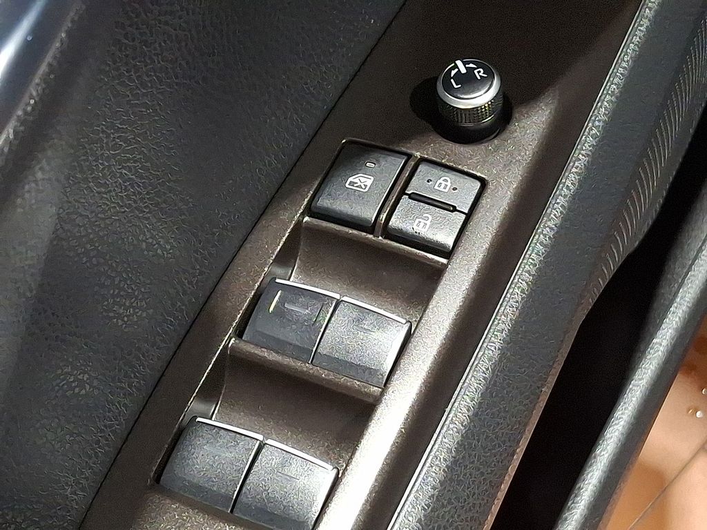 Thumbnail: 2024 Toyota Camry - 20