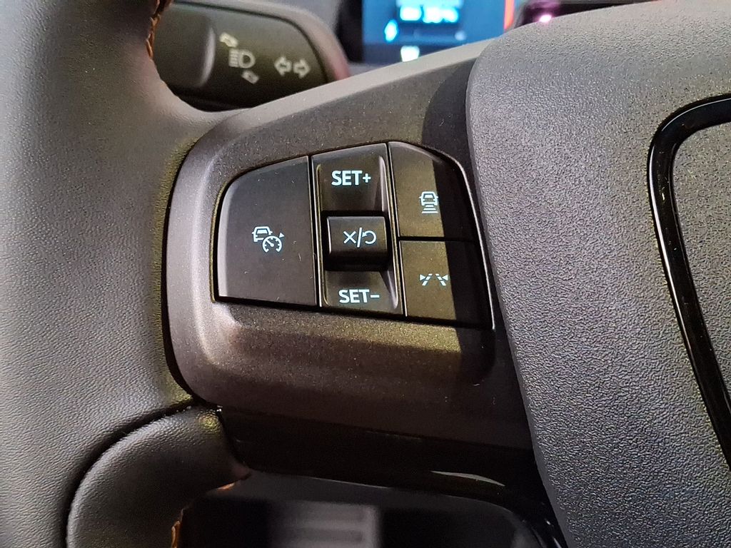 Thumbnail: 2022 Ford Mustang Mach-E - 20