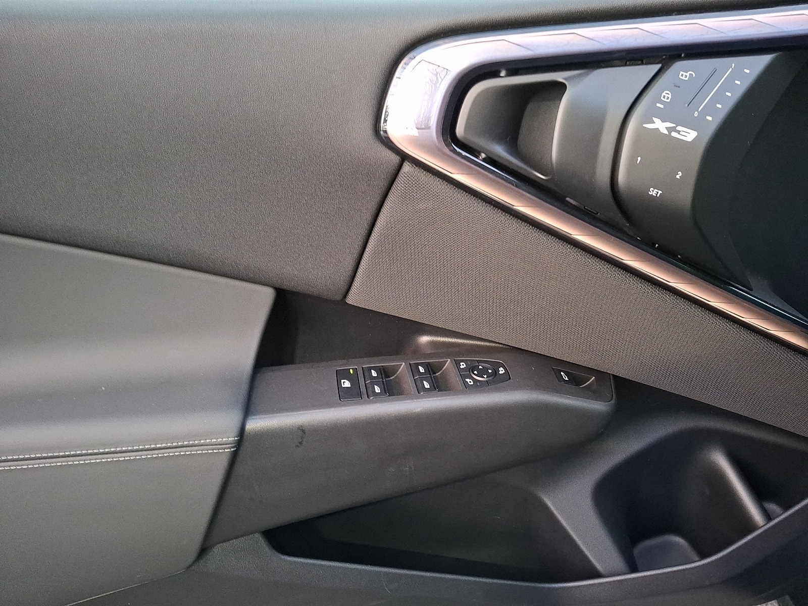 Thumbnail: 2025 BMW X3 - 8