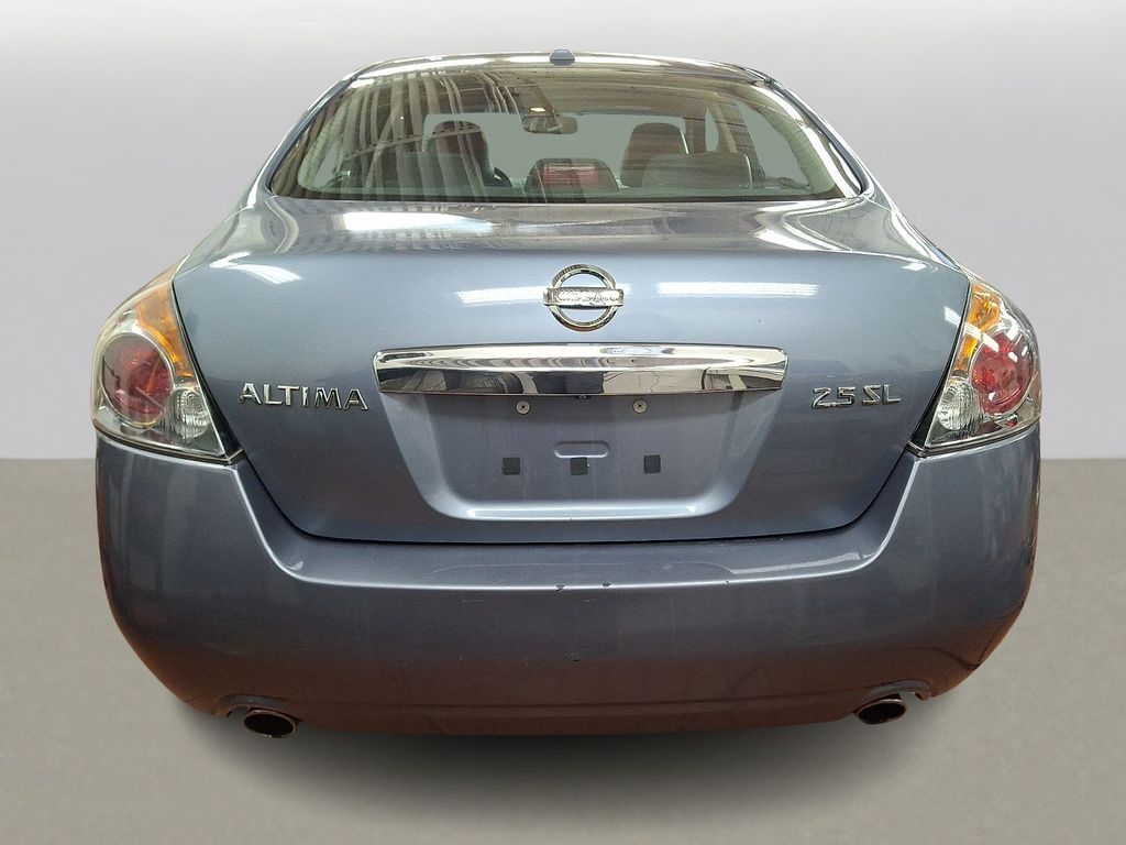 Thumbnail: 2010 Nissan Altima - 5