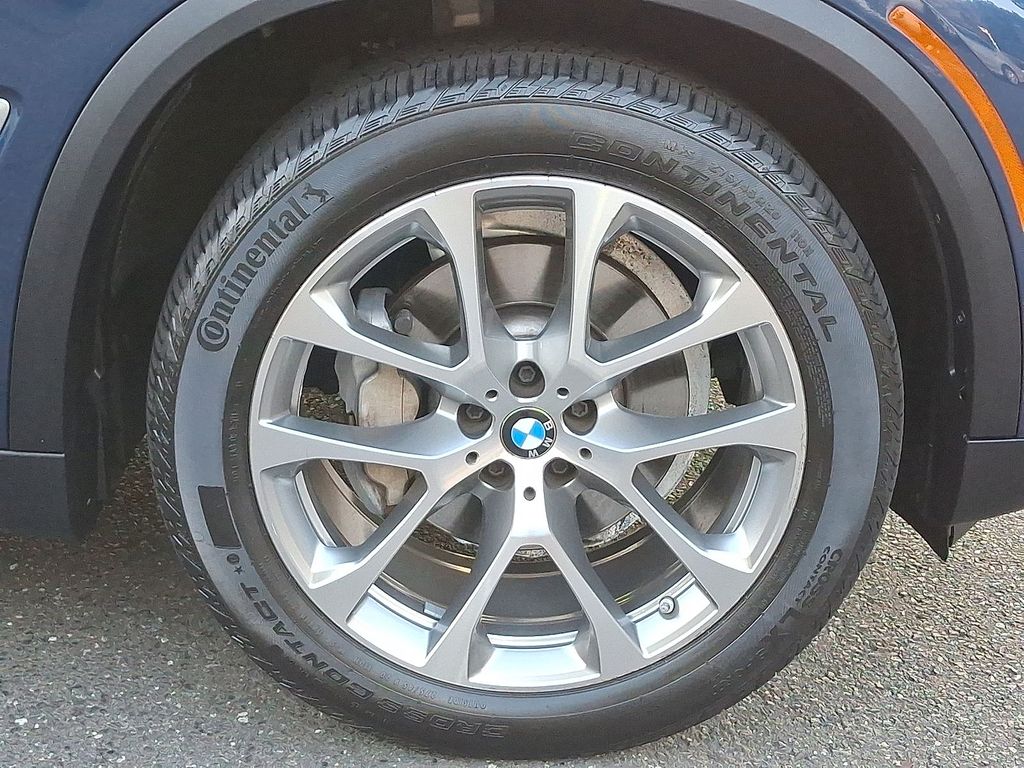 Thumbnail: 2023 BMW X5 - 26