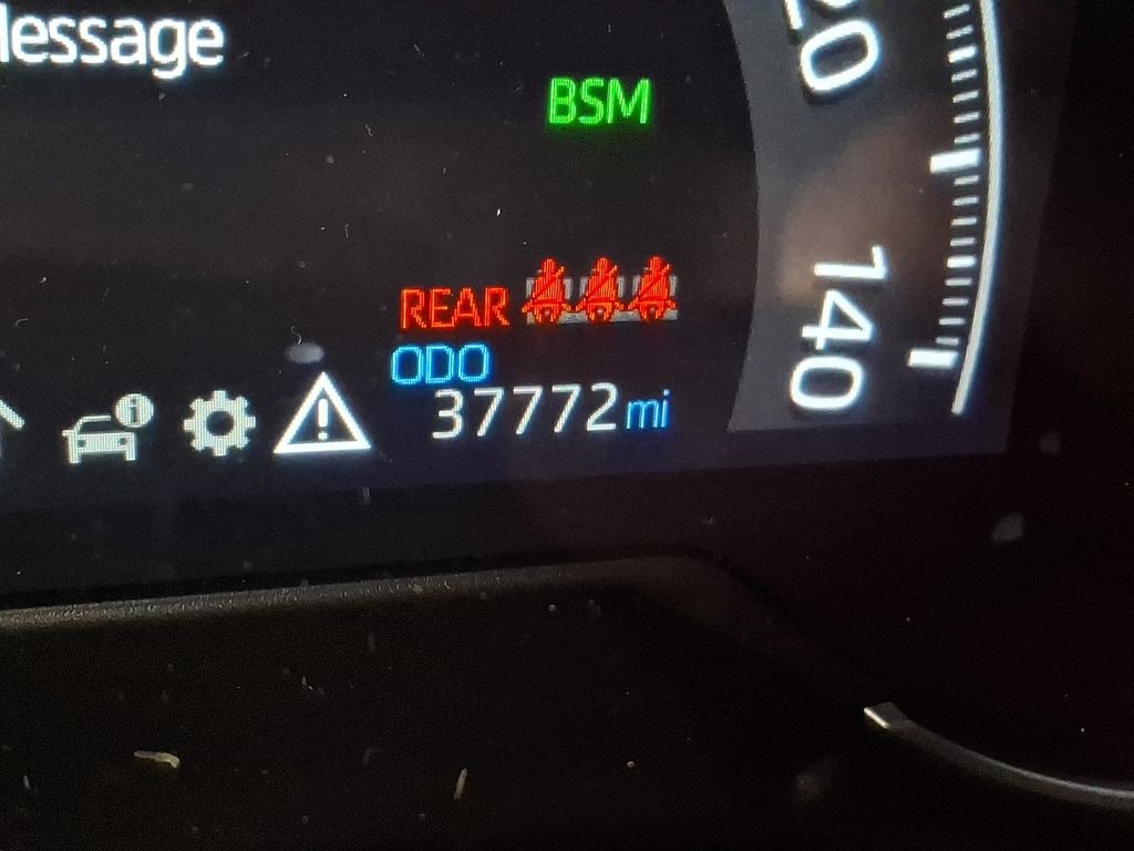 Thumbnail: 2023 Toyota RAV4 - 16