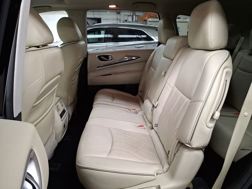 Thumbnail: 2017 INFINITI QX60 - 7