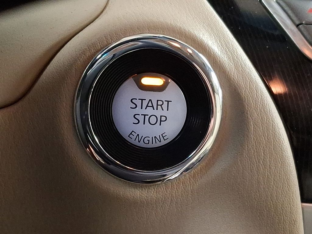 Thumbnail: 2017 INFINITI QX60 - 22