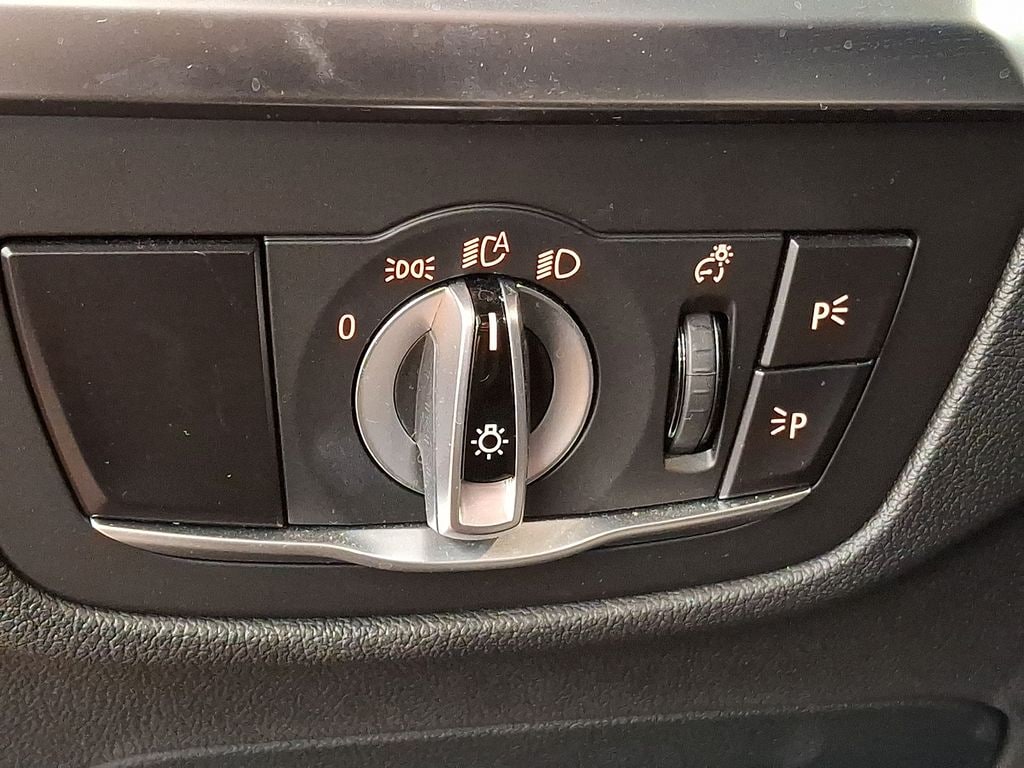 Thumbnail: 2023 BMW X3 - 21