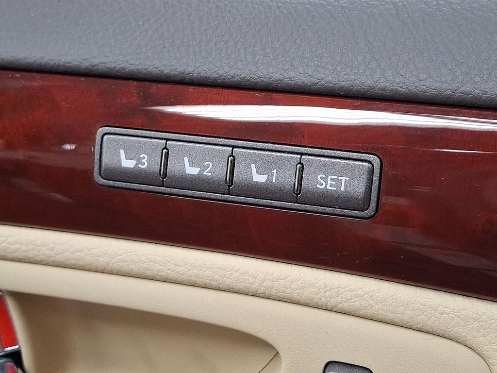 Thumbnail: 2009 Lexus LS - 25