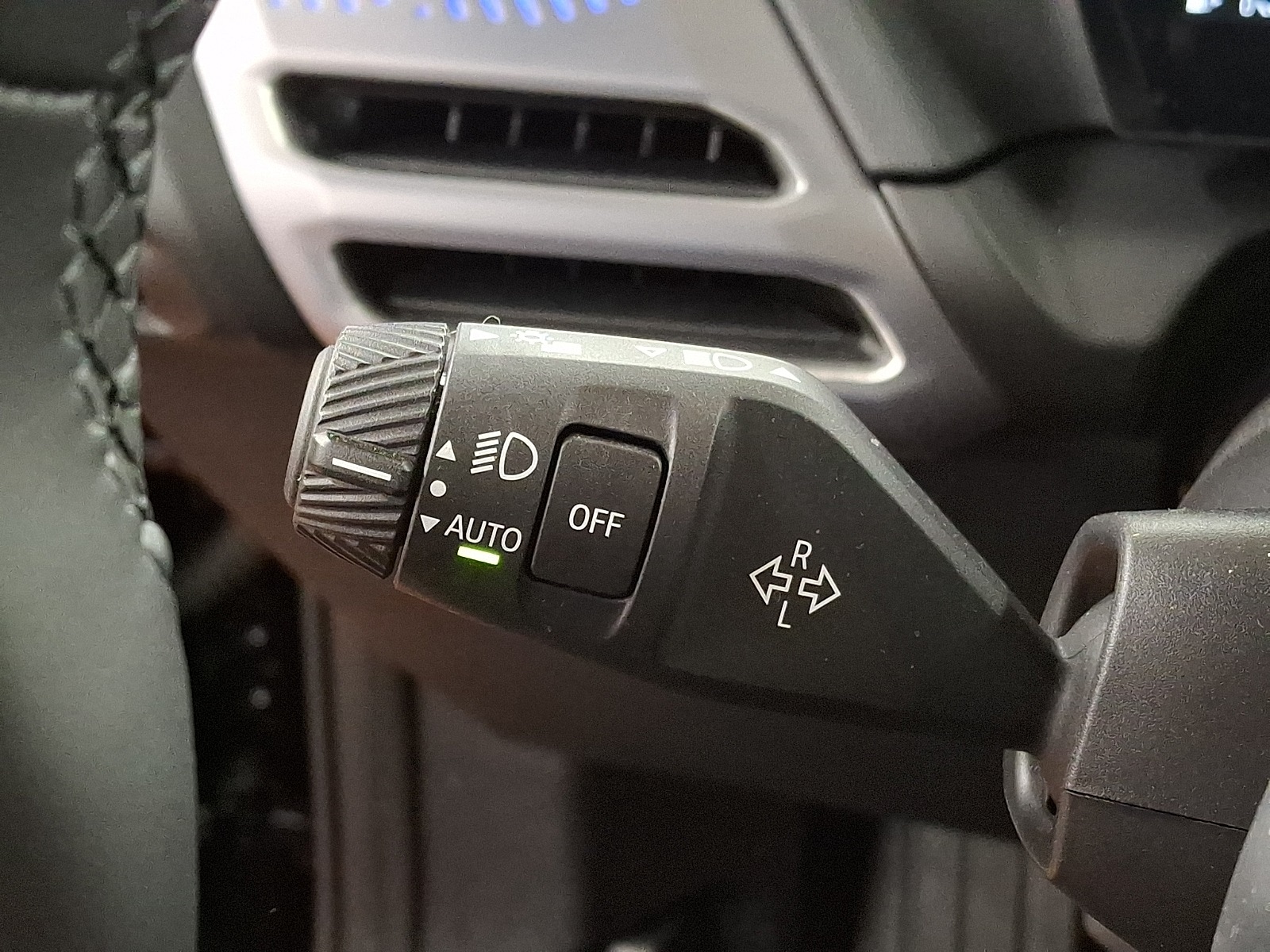 Thumbnail: 2025 BMW 2 Series - 19