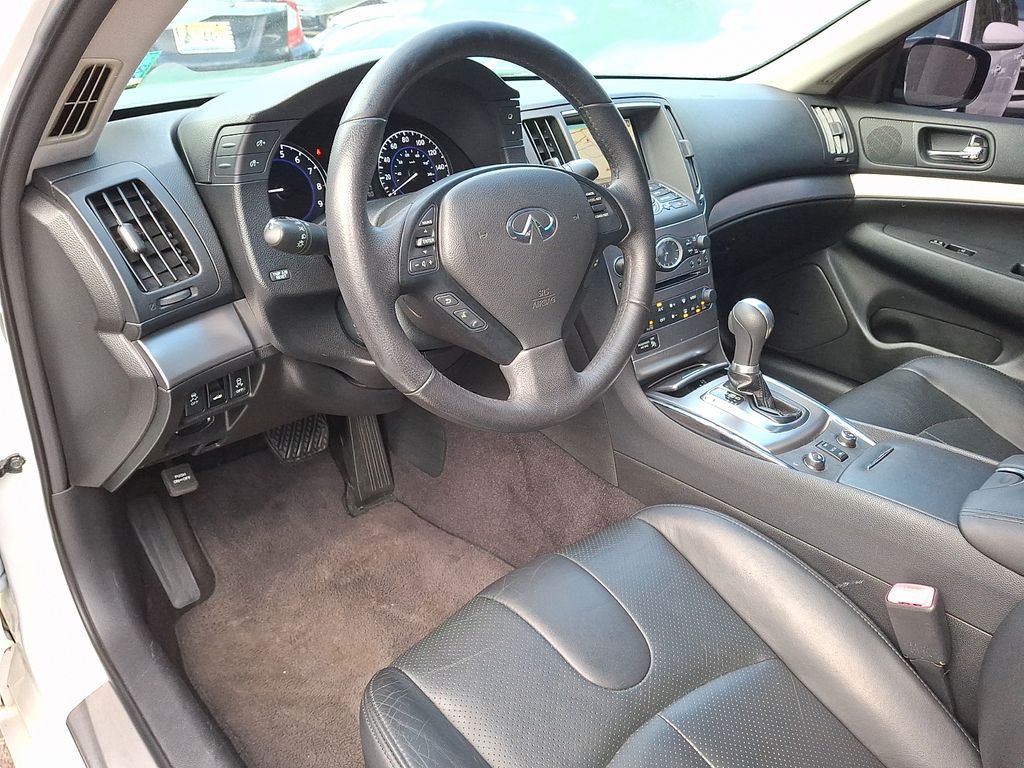 Thumbnail: 2012 INFINITI G37 - 9