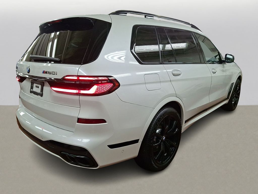 Thumbnail: 2025 BMW X7 - 4
