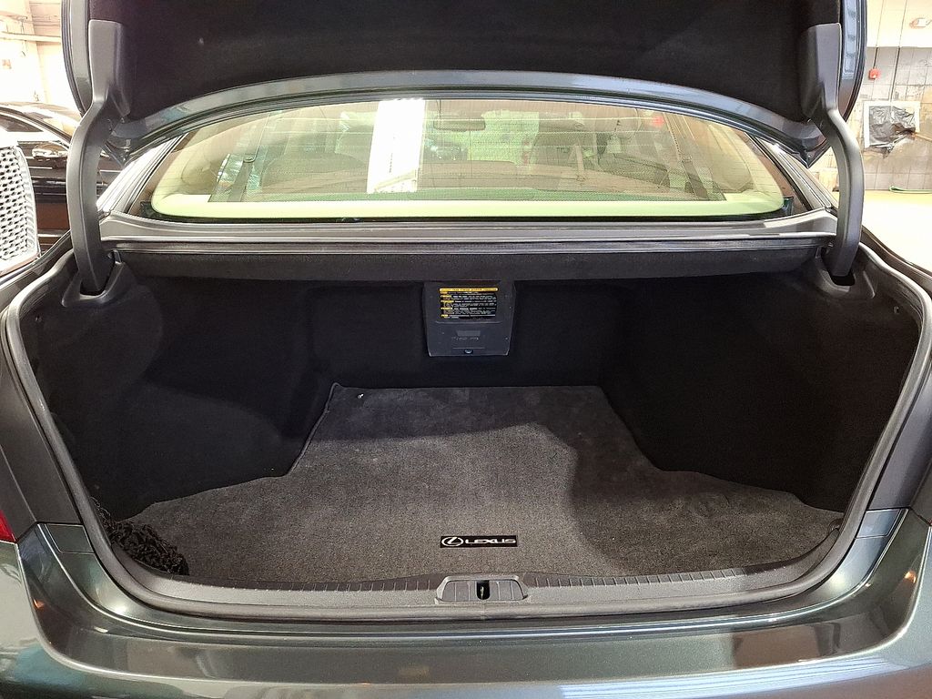 Thumbnail: 2009 Lexus LS - 27