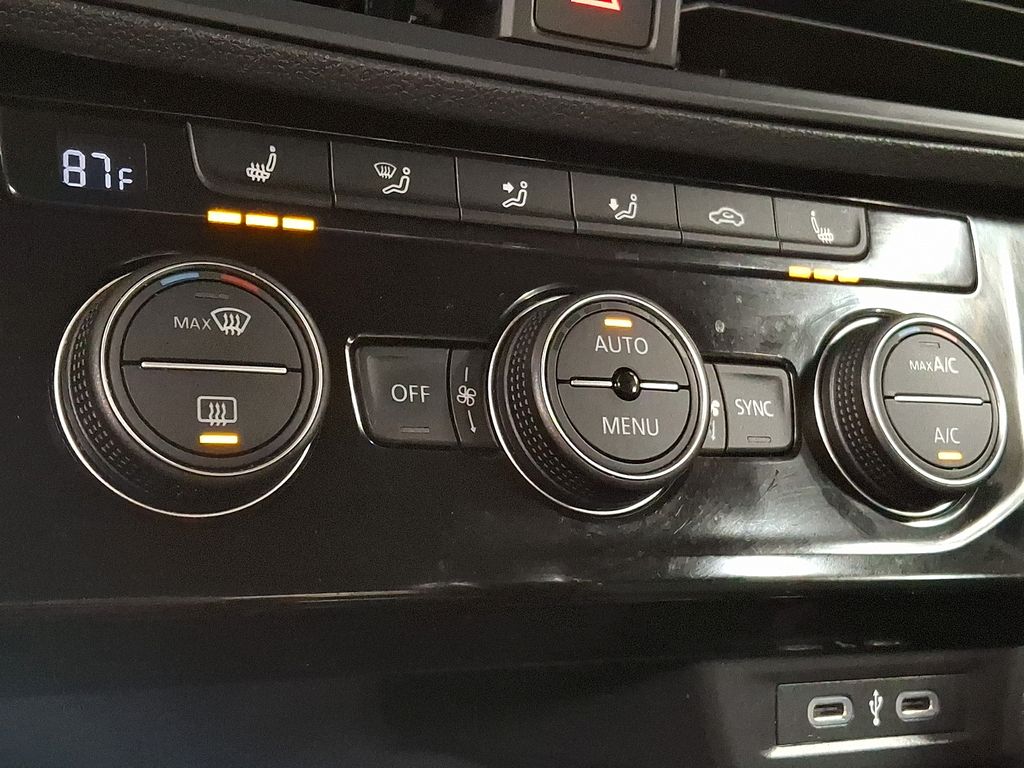 Thumbnail: 2024 Volkswagen Jetta - 13