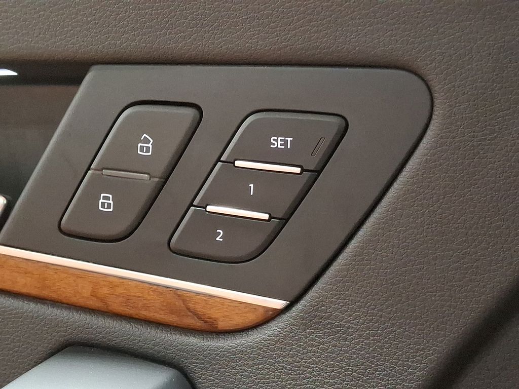 Thumbnail: 2023 Audi Q5 - 21