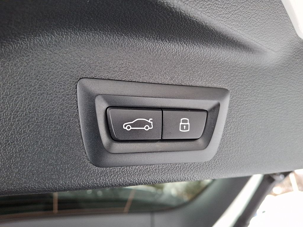 Thumbnail: 2023 BMW X5 - 27