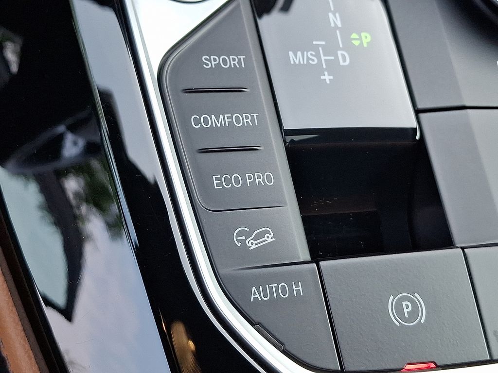 2025 BMW X4 xDrive30i 22