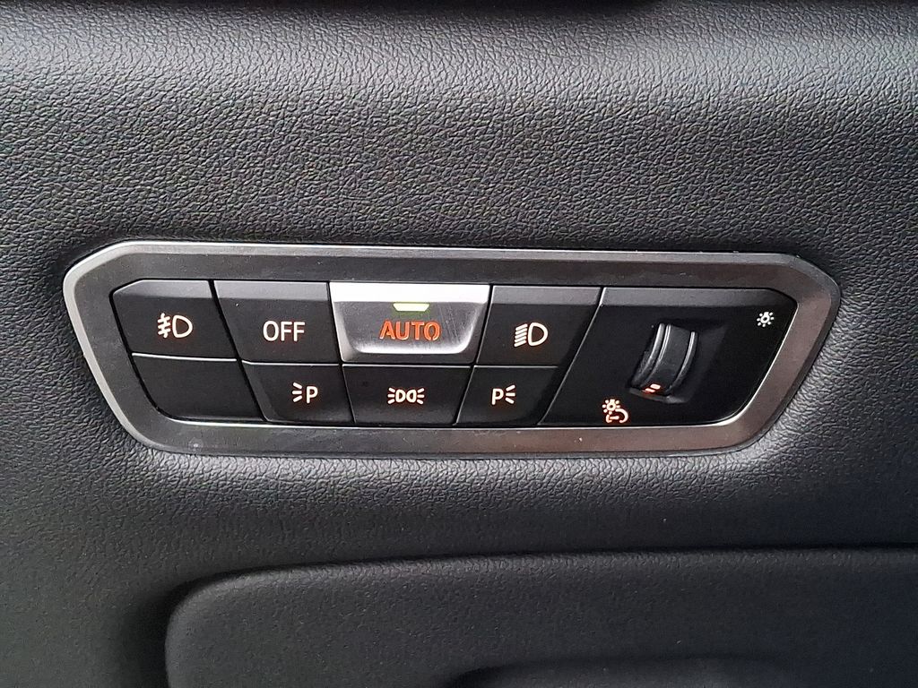 Thumbnail: 2019 BMW X5 - 23