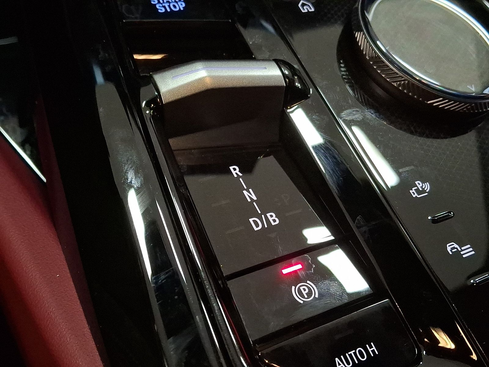 Thumbnail: 2025 BMW i5 - 12