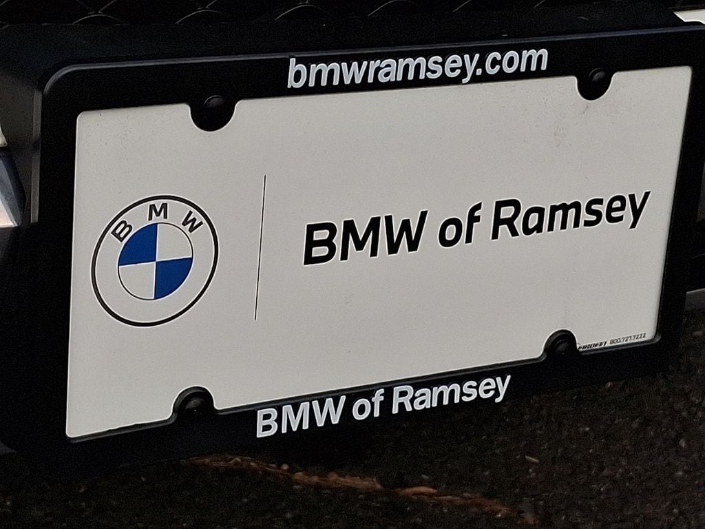 Thumbnail: 2023 Mercedes-Benz GLC - 30