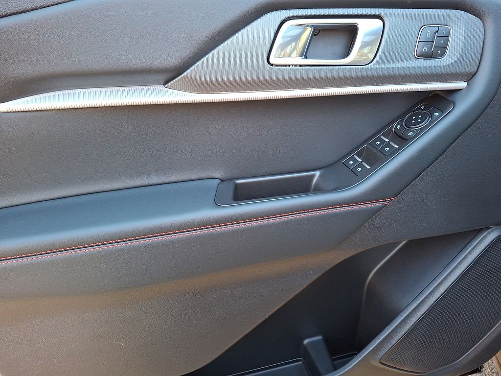 Thumbnail: 2025 Ford Explorer - 8