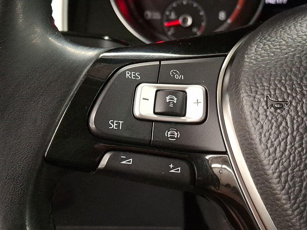 Thumbnail: 2019 Volkswagen Atlas - 17