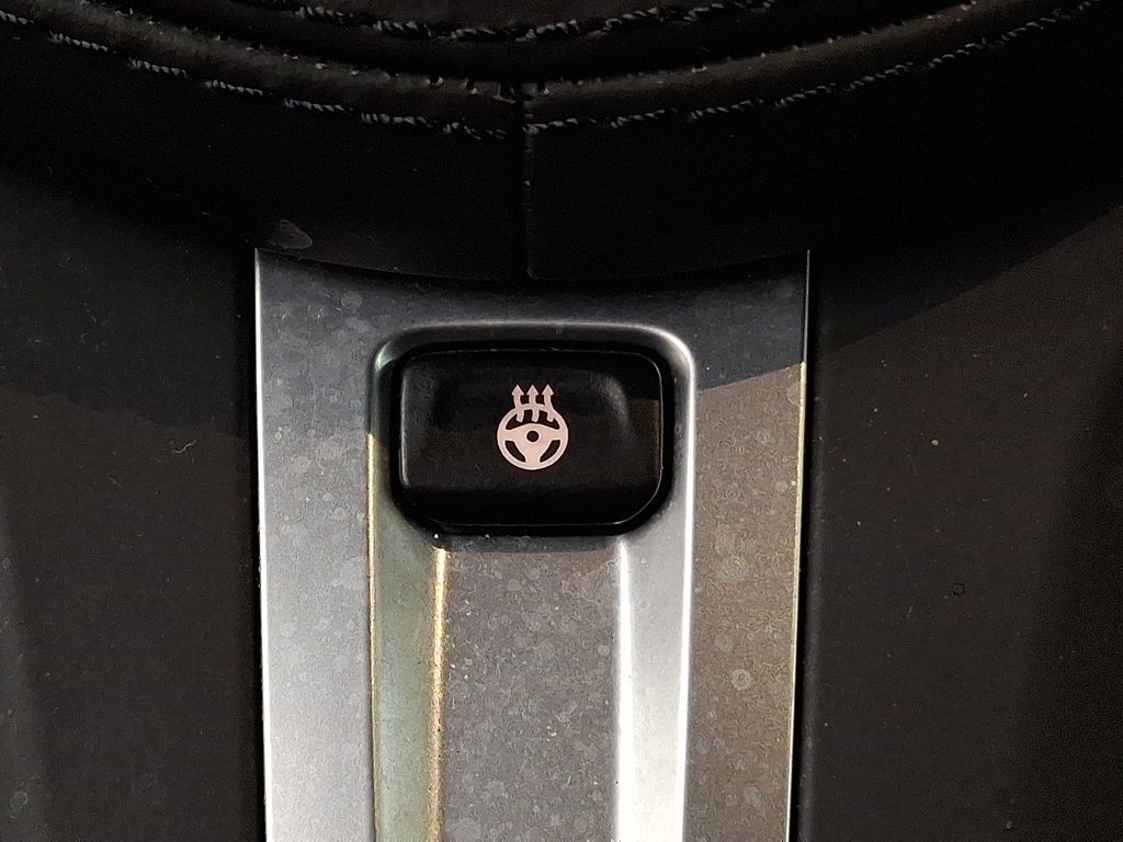 Thumbnail: 2023 BMW 5 Series - 19